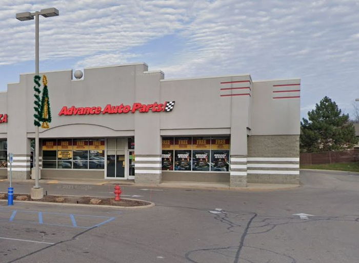Blockbuster Video - Brighton - 8707 W Grand River Ave (newer photo)